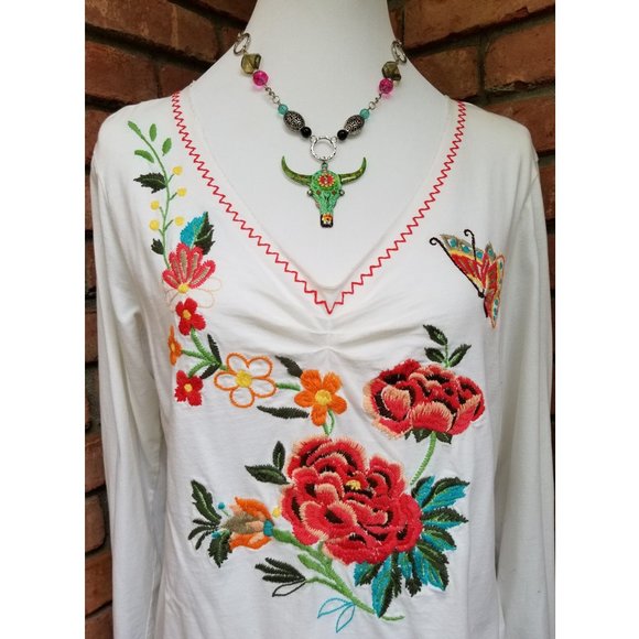 Artisan Hand Crafted Necklace. Southwestern Steer-Skull Turquoise Fuchsia Silver - Picture 3 of 6